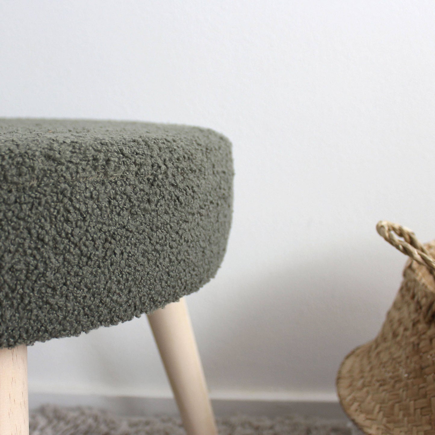 Tabouret Rond Scandinave, 45x40cm, Bois, Collection Lodge