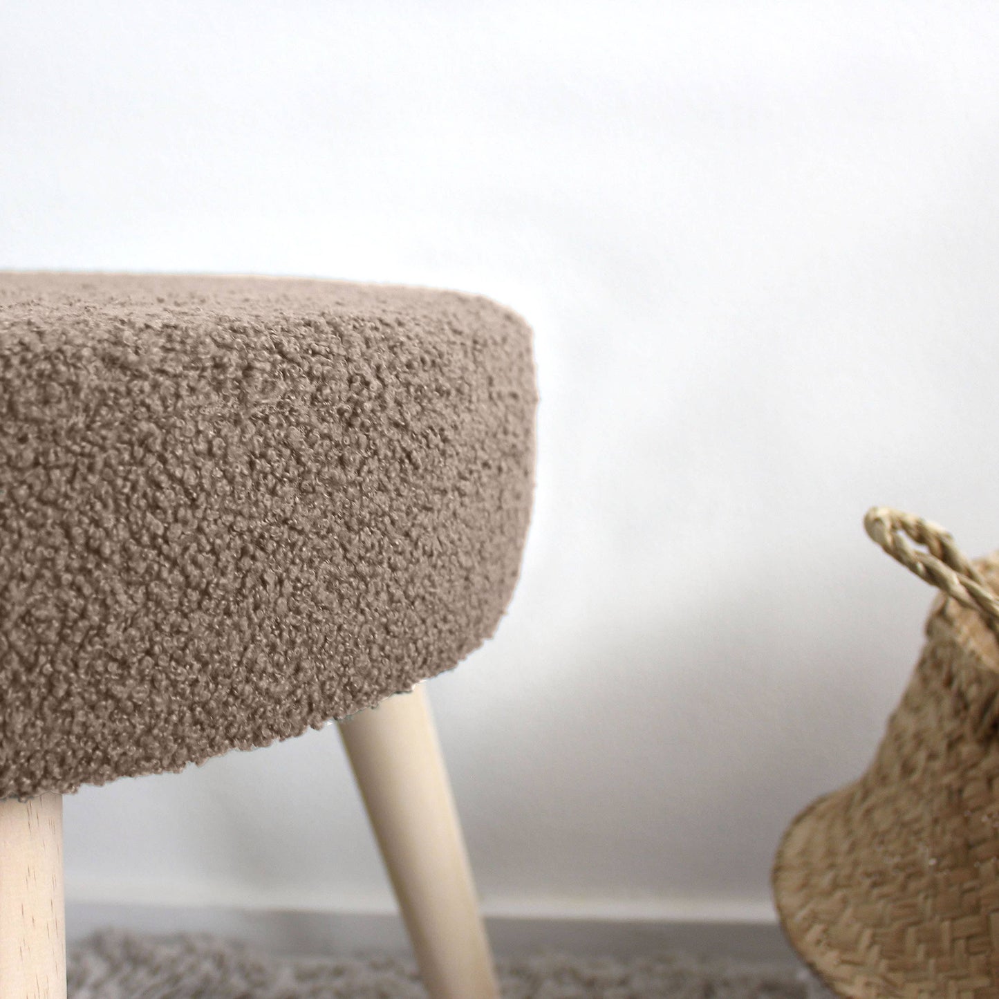 Tabouret Rond Scandinave, 45x40cm, Bois, Collection Lodge
